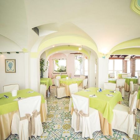 Hotel Carlo Magno Forio di Ischia Εξωτερικό φωτογραφία