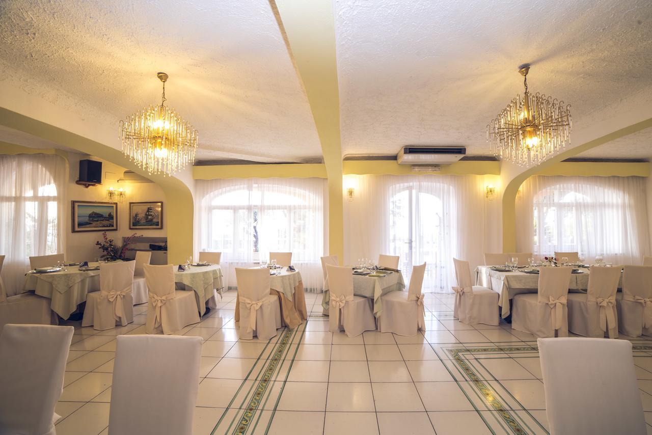 Hotel Carlo Magno Forio di Ischia Εξωτερικό φωτογραφία