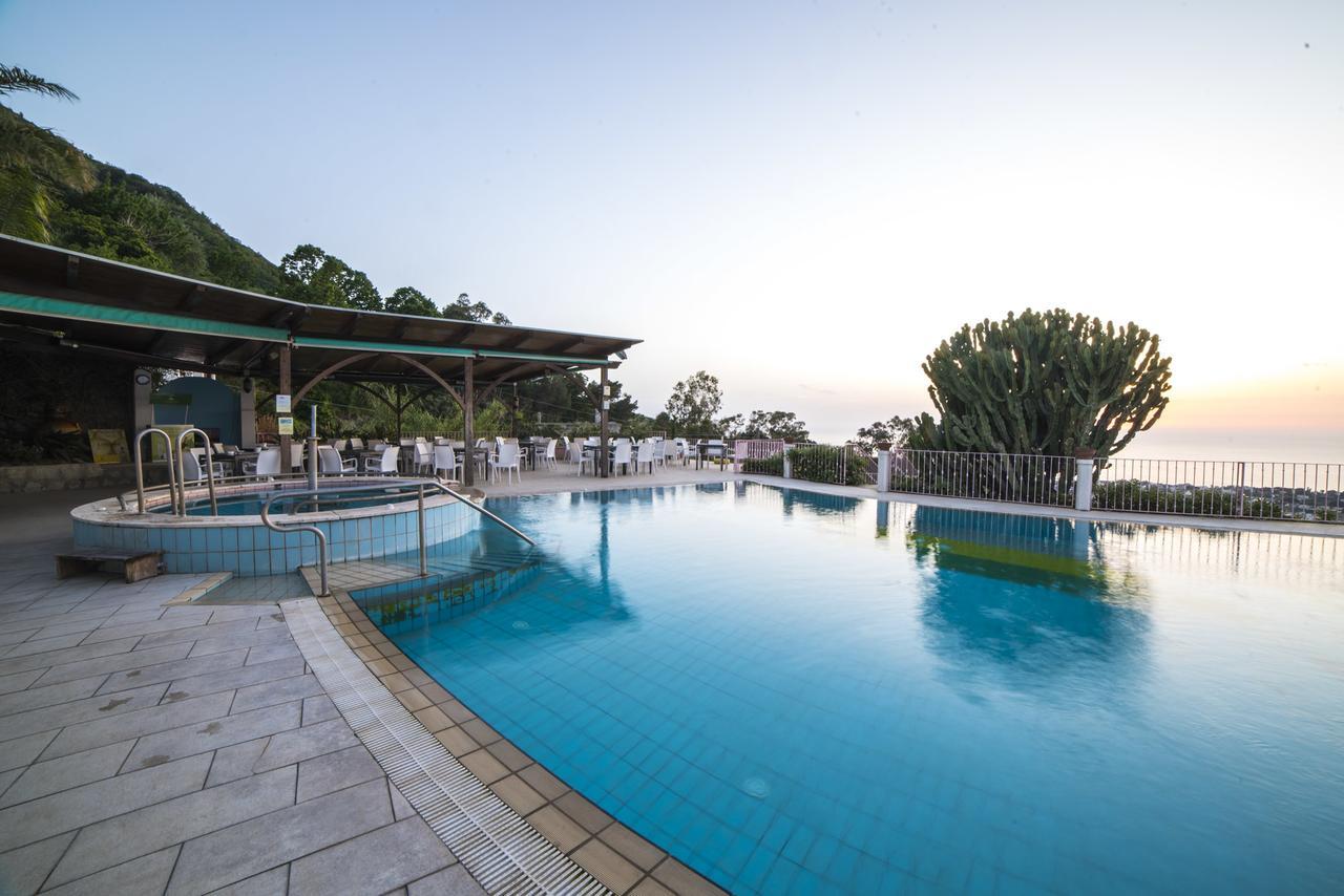 Hotel Carlo Magno Forio di Ischia Εξωτερικό φωτογραφία