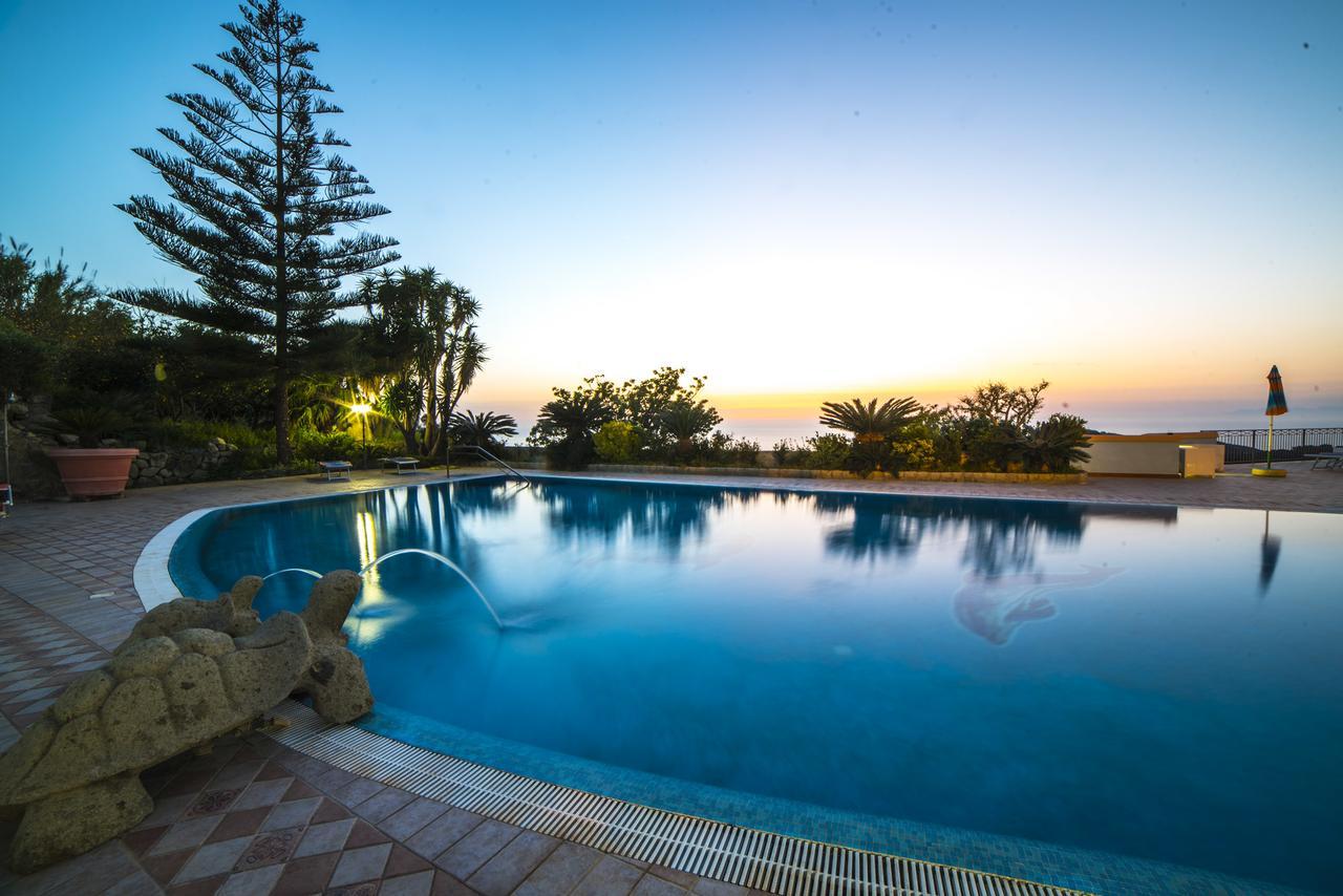 Hotel Carlo Magno Forio di Ischia Εξωτερικό φωτογραφία