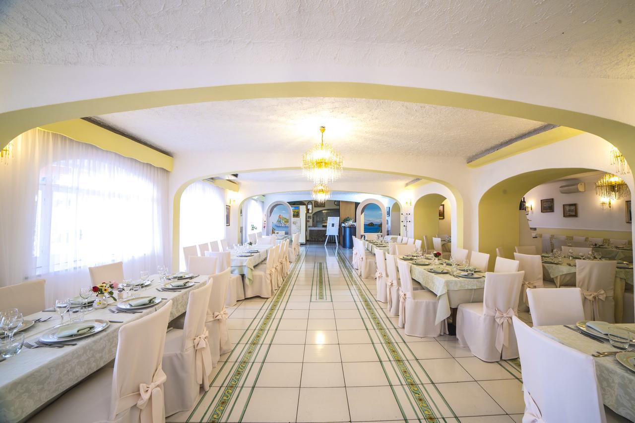 Hotel Carlo Magno Forio di Ischia Εξωτερικό φωτογραφία