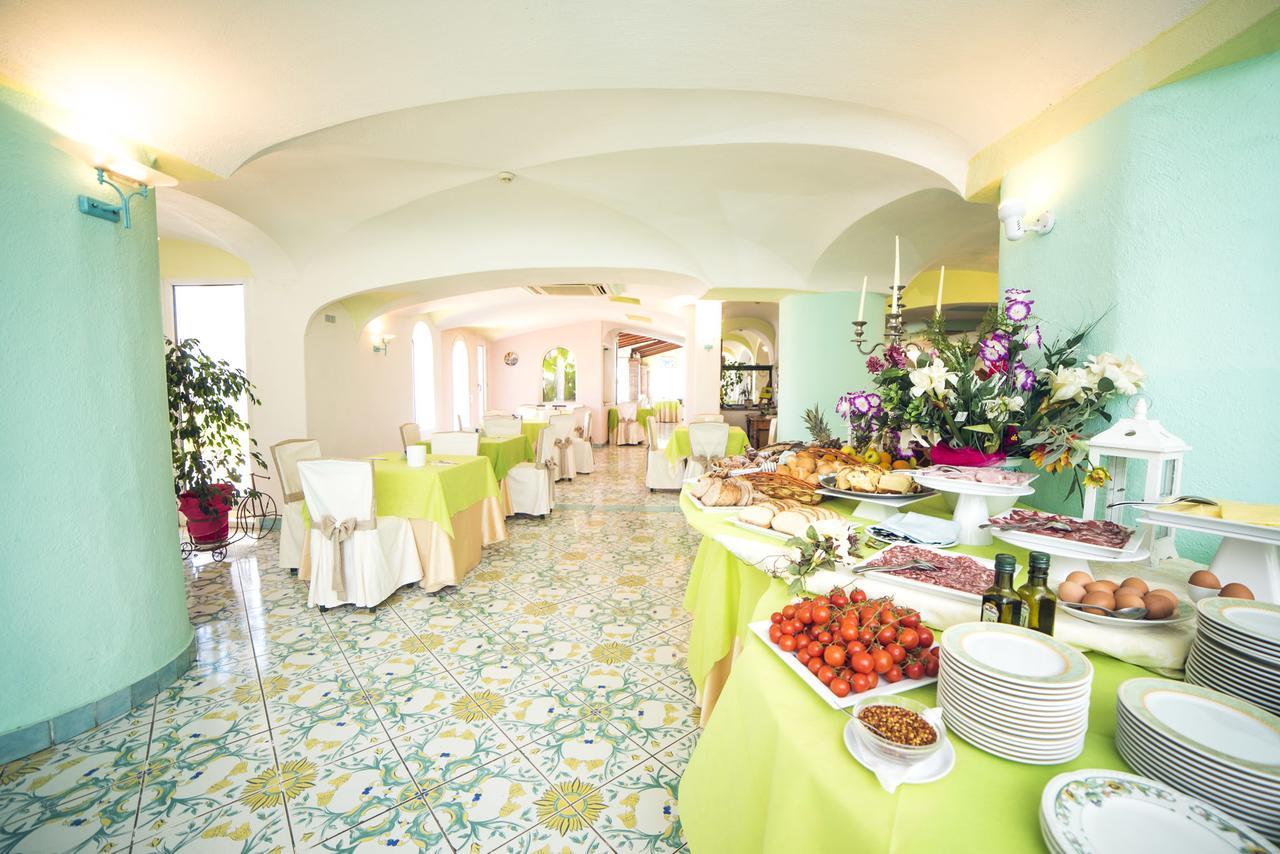 Hotel Carlo Magno Forio di Ischia Εξωτερικό φωτογραφία