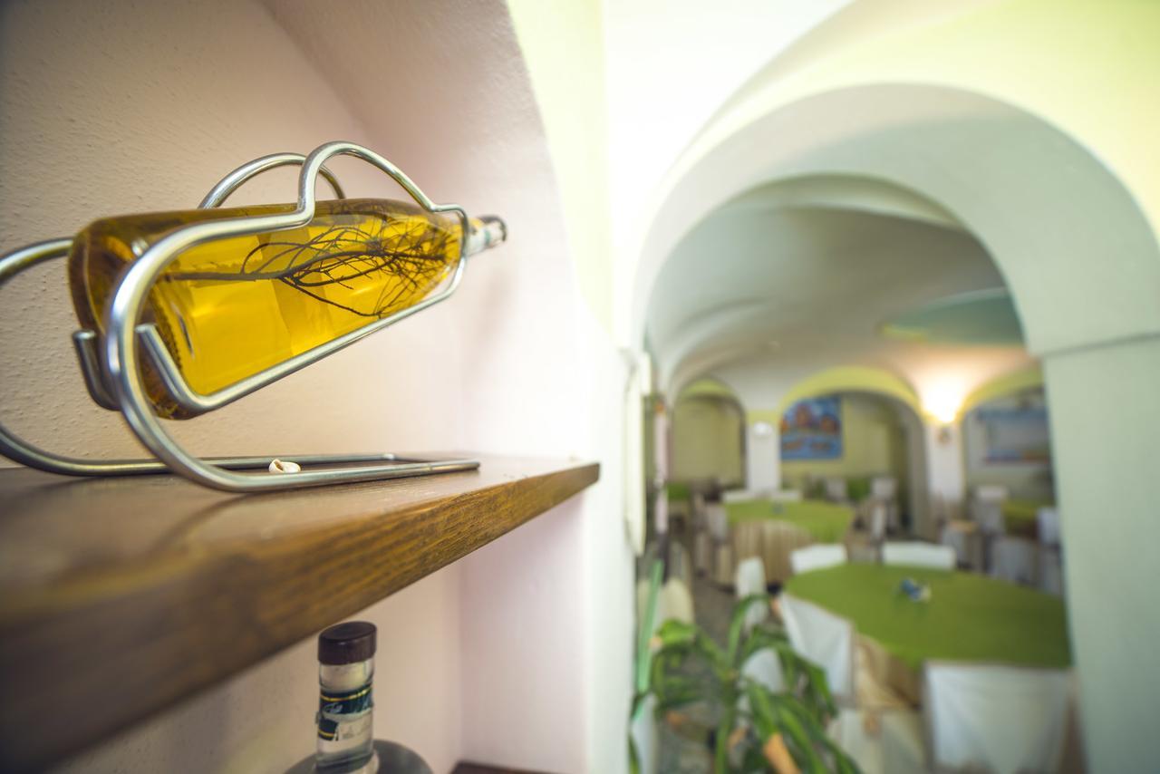 Hotel Carlo Magno Forio di Ischia Εξωτερικό φωτογραφία